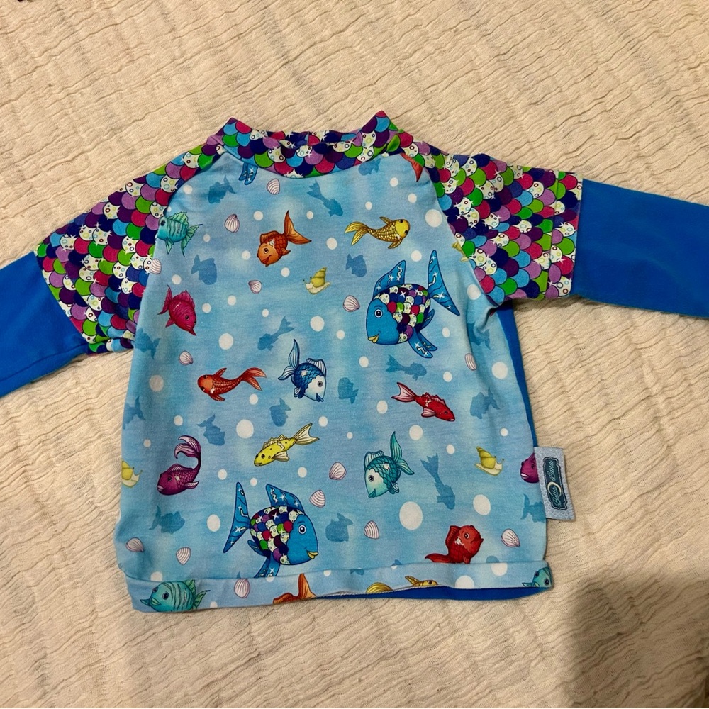 Bella Luna Rainbow Fish Top